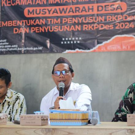 Pemdes Takuti melaksanakan MusDes Pembentukan Tim Penyusun RKPDes dan Penyusunan RKPDes 2024